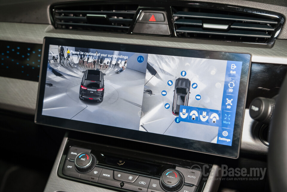 Proton X70 P7-90A FL (2024) Interior