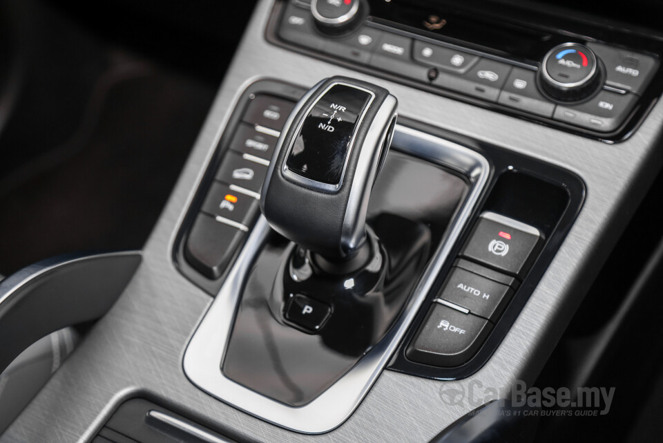 Proton X70 P7-90A FL (2024) Interior