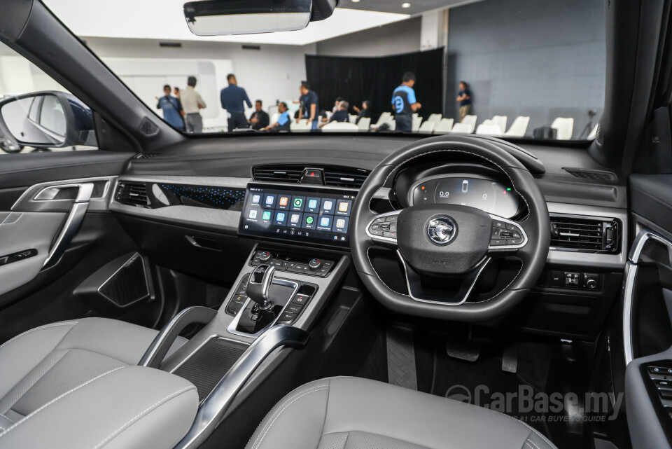 Proton X70 P7-90A FL (2024) Interior