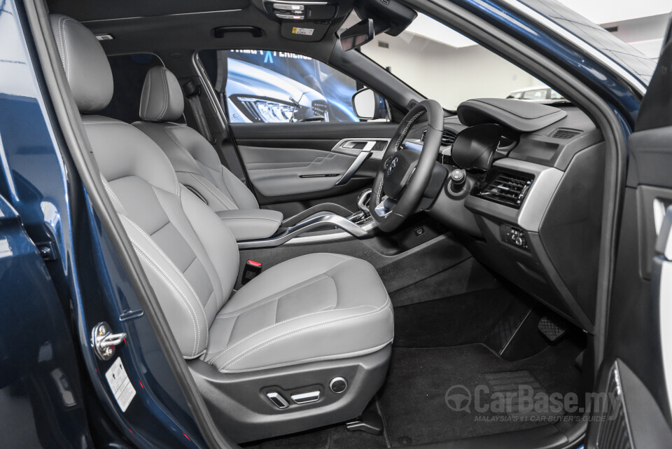 Proton X70 P7-90A FL (2024) Interior