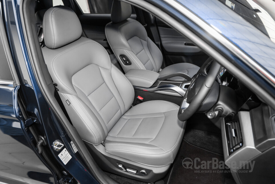 Proton X70 P7-90A FL (2024) Interior