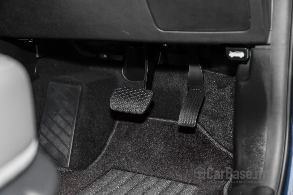 Proton X70 P7-90A FL (2024) Interior
