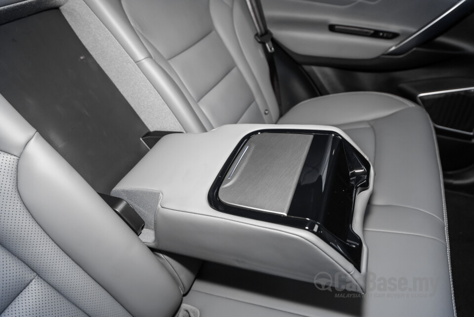Proton X70 P7-90A FL (2024) Interior