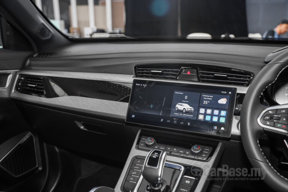 Proton X70 P7-90A FL (2024) Interior