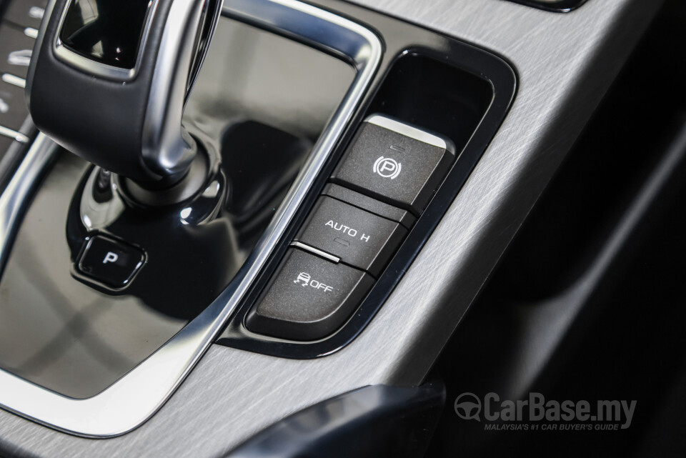 Proton X70 P7-90A FL (2024) Interior