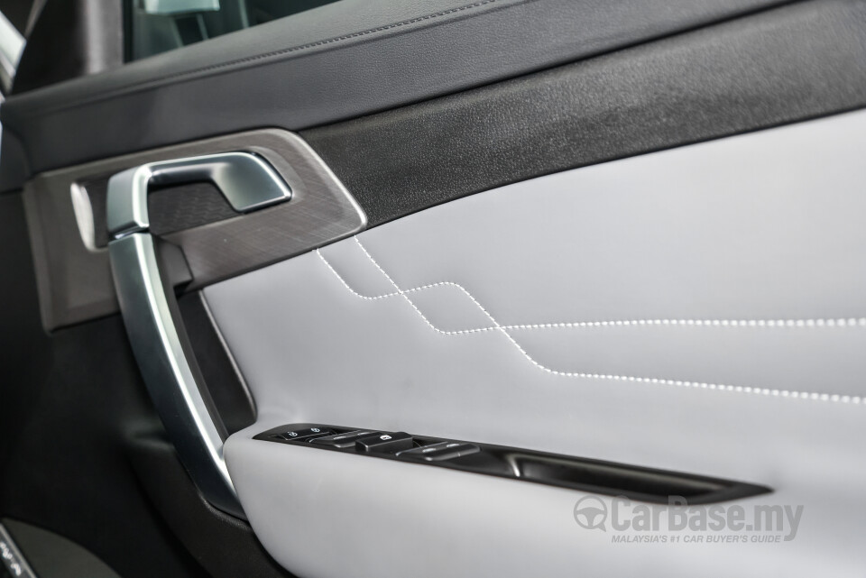 Proton X70 P7-90A FL (2024) Interior