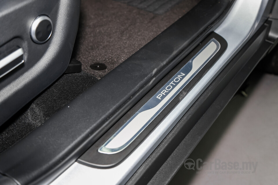Proton X70 P7-90A FL (2024) Interior
