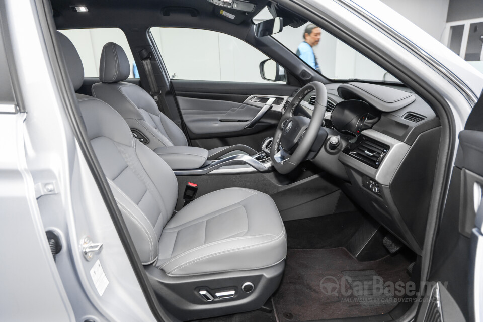Proton X70 P7-90A FL (2024) Interior
