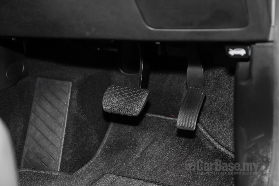 Proton X70 P7-90A FL (2024) Interior