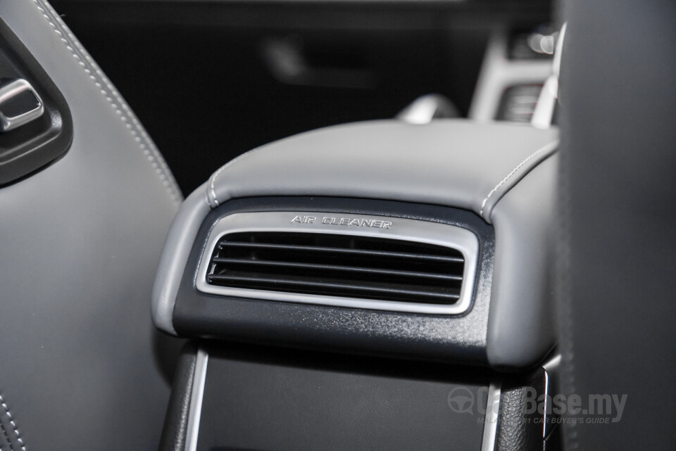 Proton X70 P7-90A FL (2024) Interior