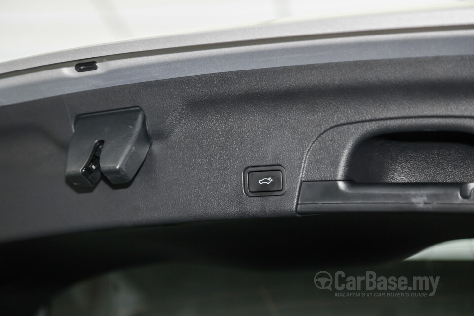 Proton X70 P7-90A FL (2024) Interior
