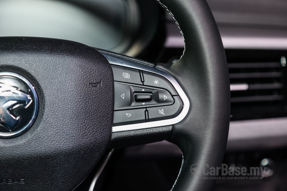 Proton X70 P7-90A FL (2024) Interior