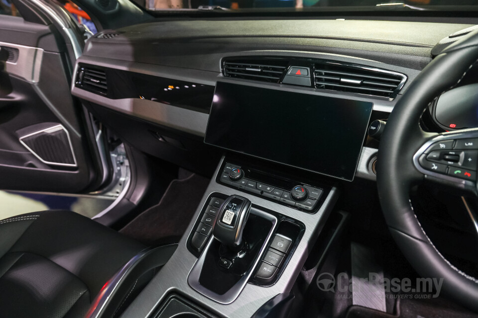 Proton X70 P7-90A FL (2024) Interior