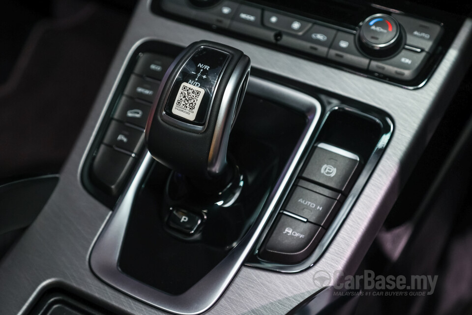 Proton X70 P7-90A FL (2024) Interior