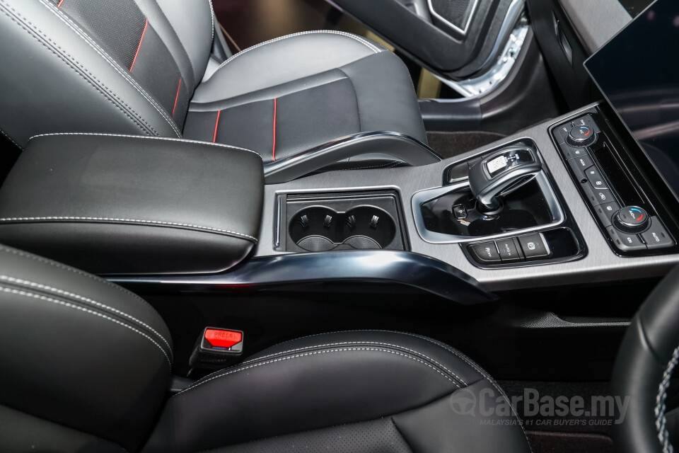 Proton X70 P7-90A FL (2024) Interior