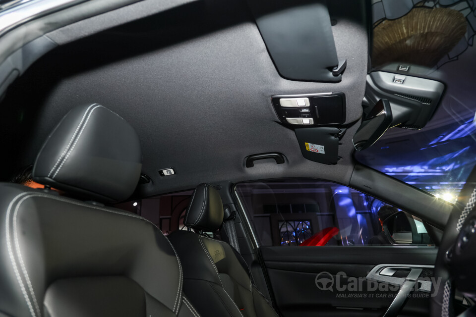 Proton X70 P7-90A FL (2024) Interior