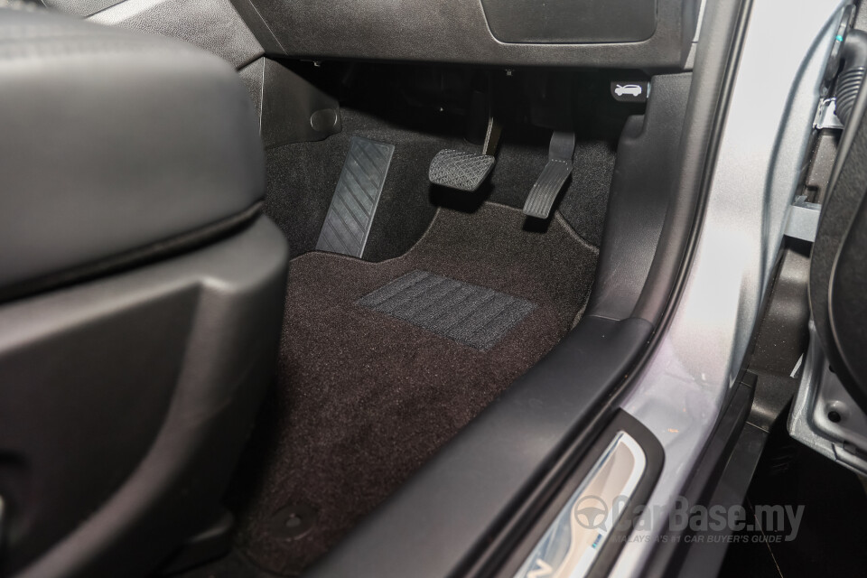 Proton X70 P7-90A FL (2024) Interior