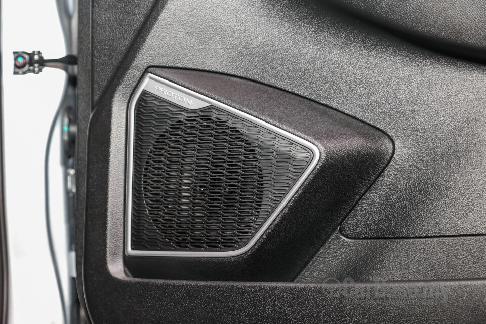 Proton X70 P7-90A FL (2024) Interior