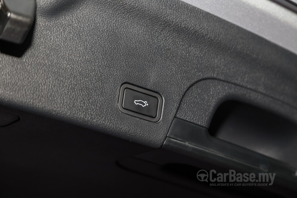 Proton X70 P7-90A FL (2024) Interior