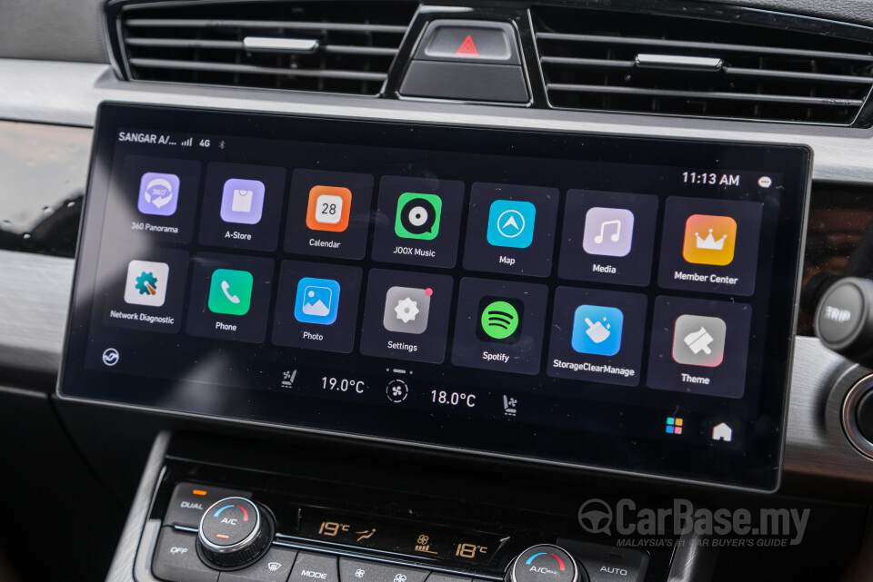 Proton X70 P7-90A FL (2024) Interior