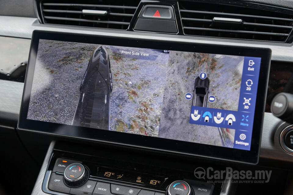 Proton X70 P7-90A FL (2024) Interior