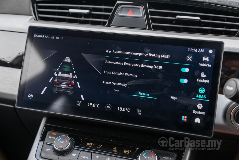 Proton X70 P7-90A FL (2024) Interior