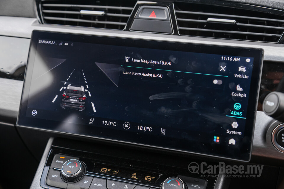 Proton X70 P7-90A FL (2024) Interior