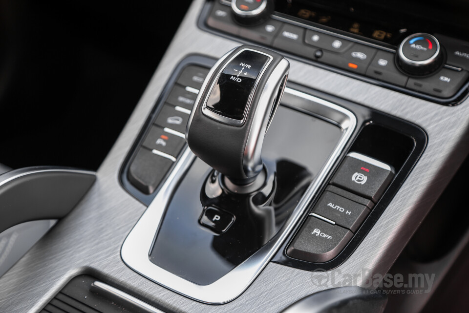 Proton X70 P7-90A FL (2024) Interior