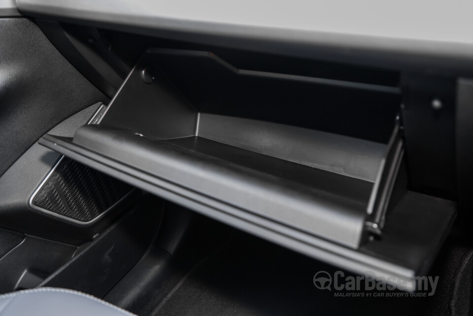 Proton X70 P7-90A FL (2024) Interior