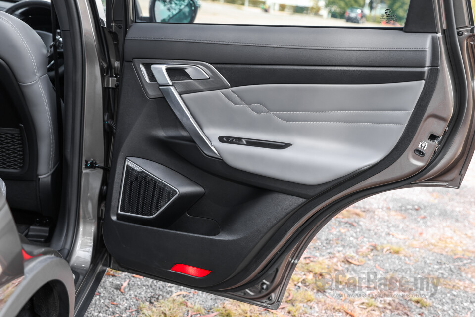 Proton X70 P7-90A FL (2024) Interior