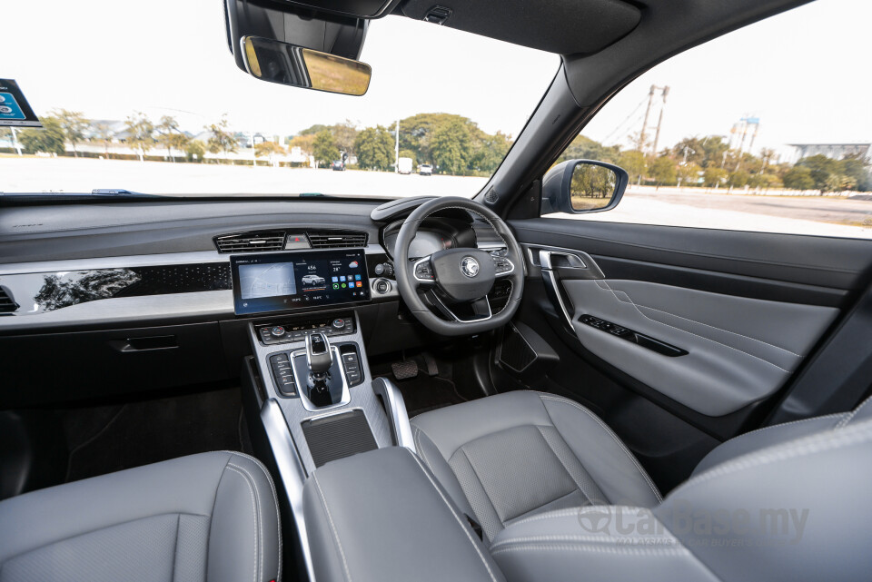 Proton X70 P7-90A FL (2024) Interior