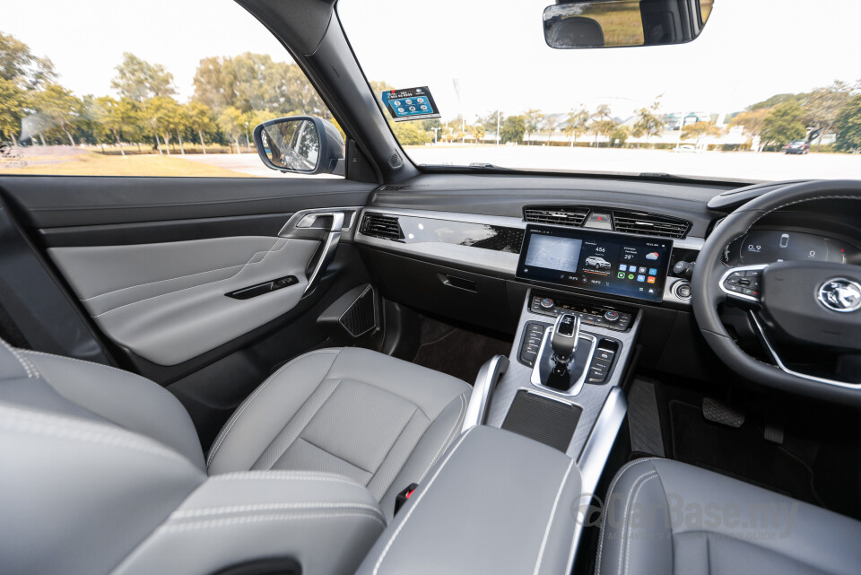 Proton X70 P7-90A FL (2024) Interior