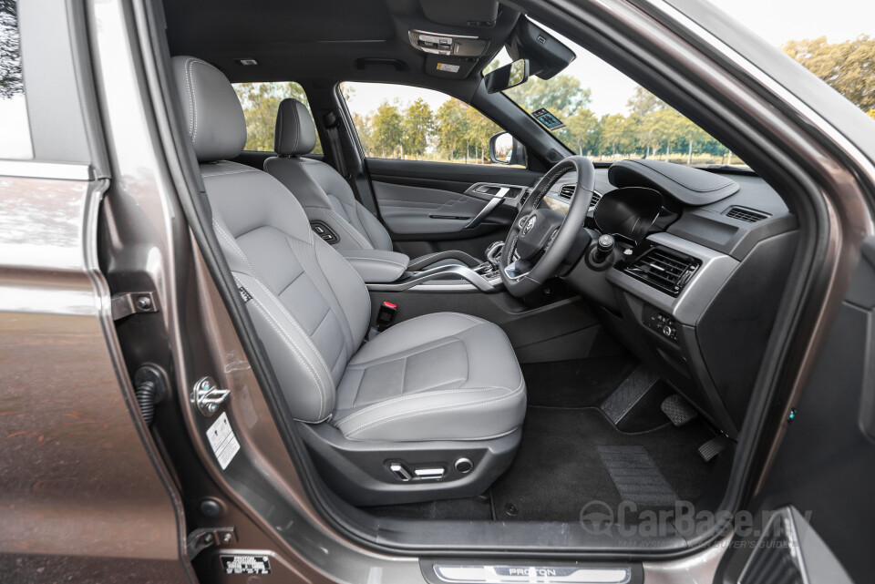 Proton X70 P7-90A FL (2024) Interior