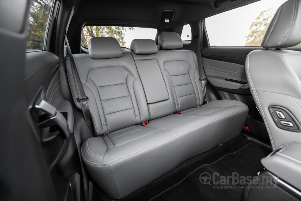 Proton X70 P7-90A FL (2024) Interior