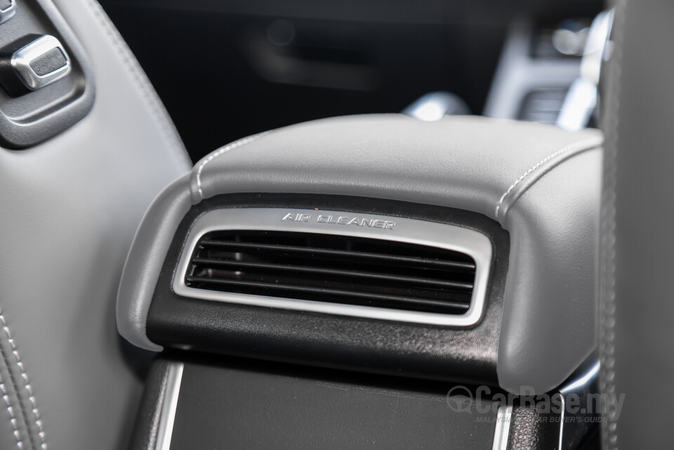 Proton X70 P7-90A FL (2024) Interior
