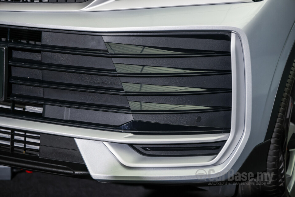 Proton X50 SX11 FL (2025) Exterior
