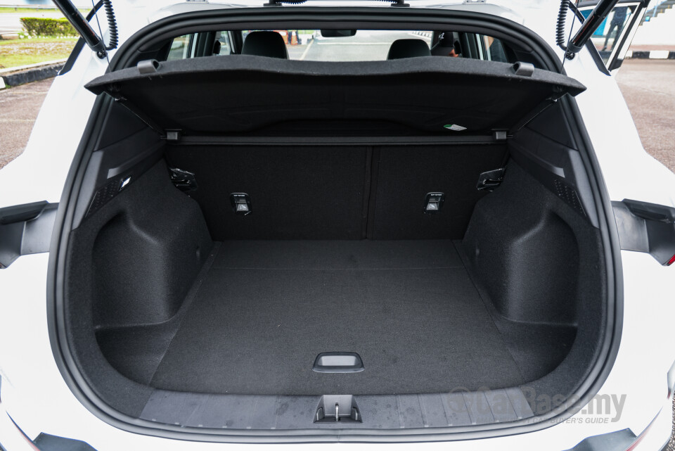 Proton X50 SX11 FL (2025) Interior
