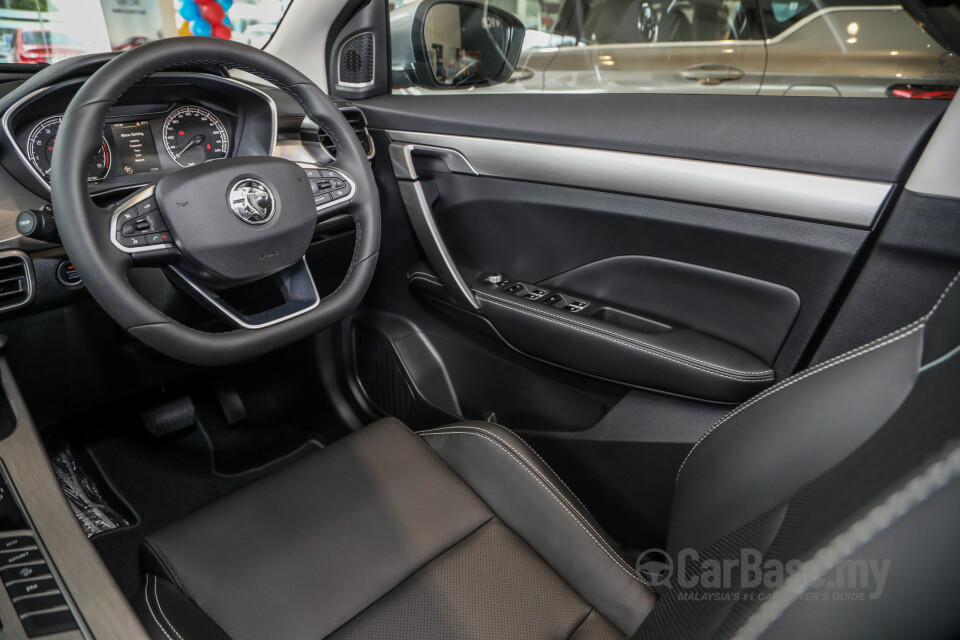 Nissan Navara D23 Facelift (2021) Interior