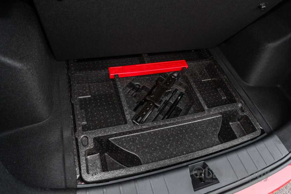 Proton X50 SX11 RC (2024) Interior