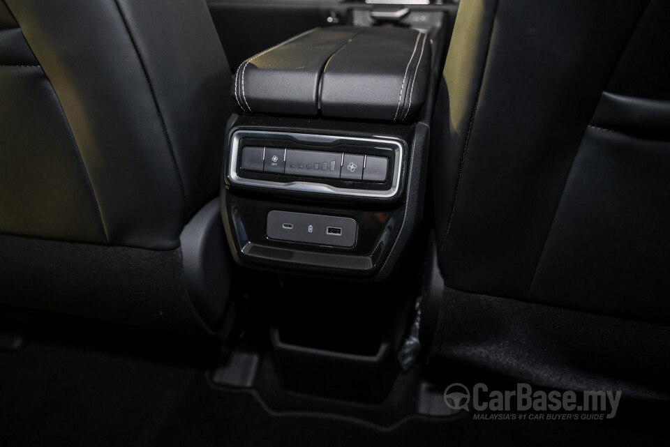 Proton X90 VX11 MC (2026) Interior
