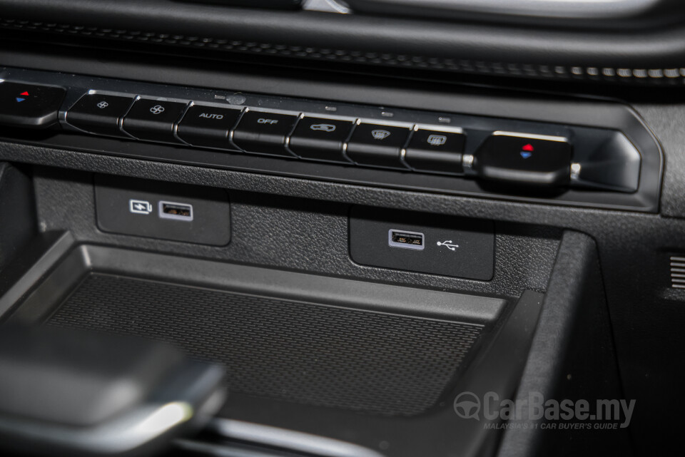 Proton X90 VX11 MC (2026) Interior
