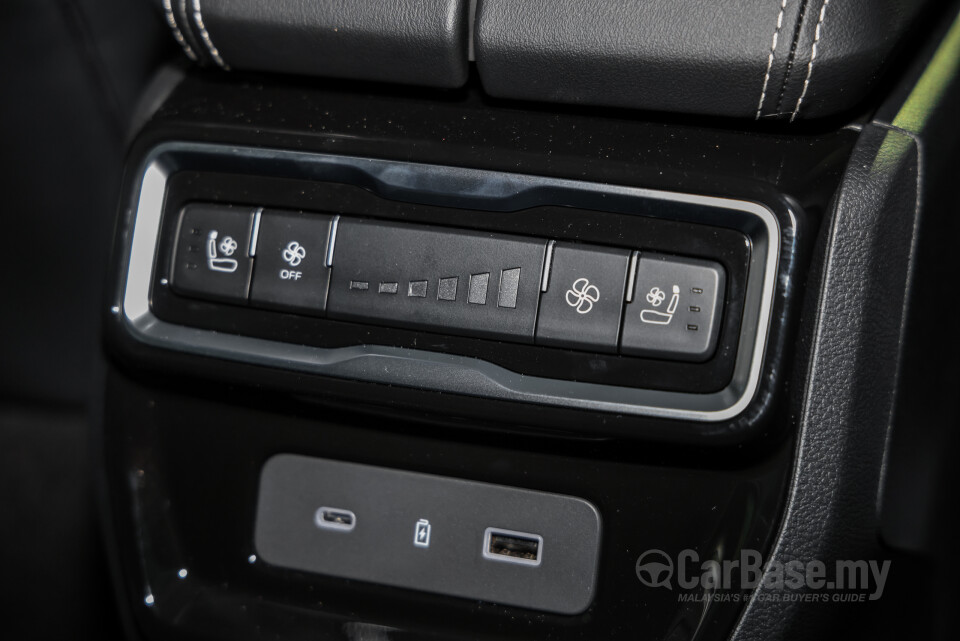Proton X90 VX11 MC (2026) Interior