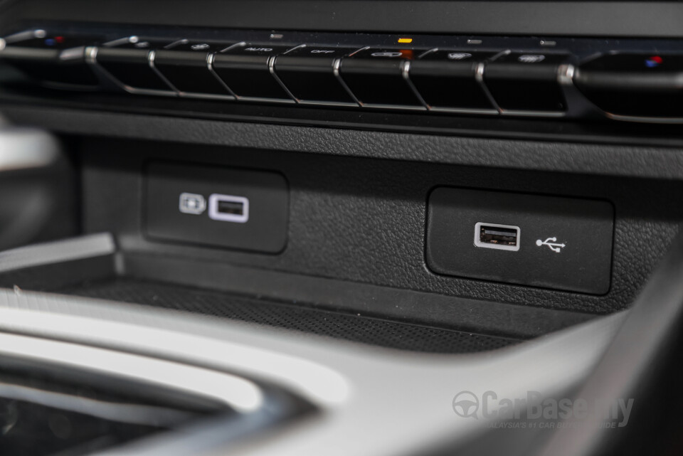 Proton X90 VX11 (2023) Interior