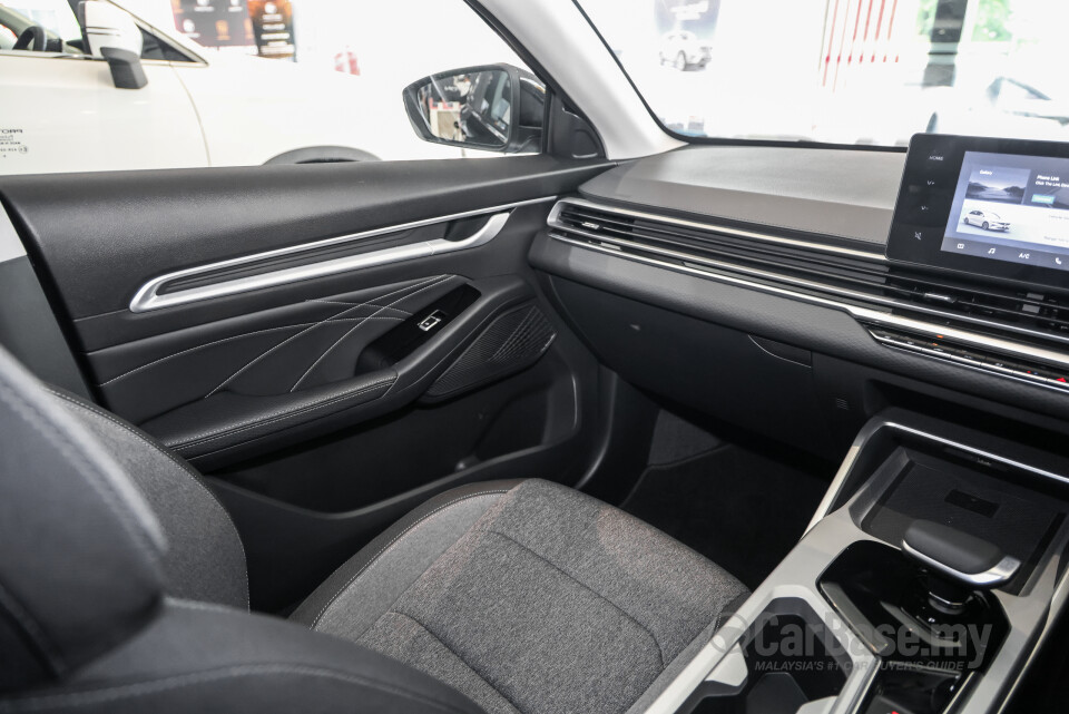 Proton S70 SS11 MC2 (2026) Interior