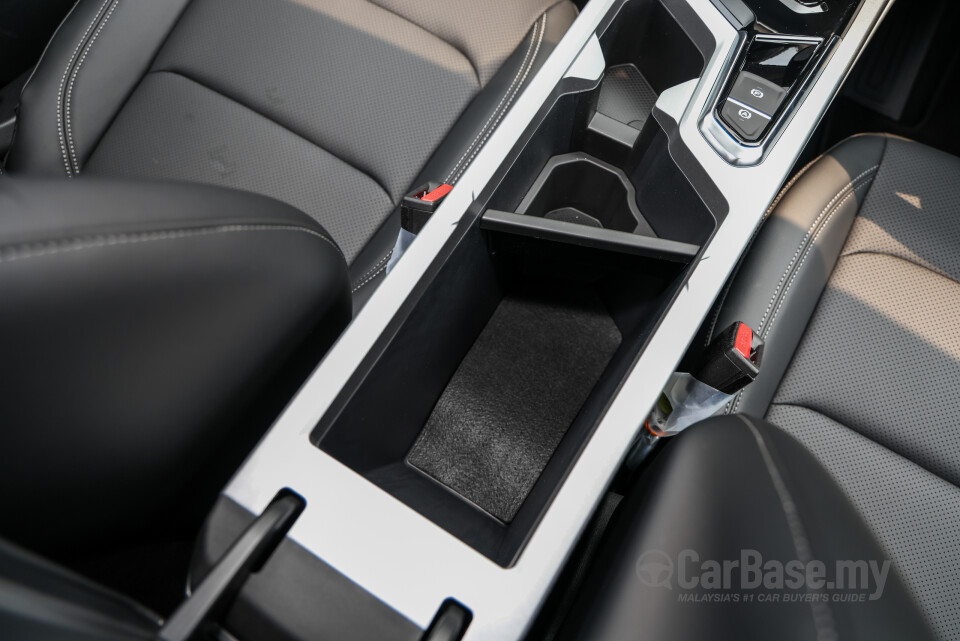 Proton S70 SS11 MC2 (2026) Interior