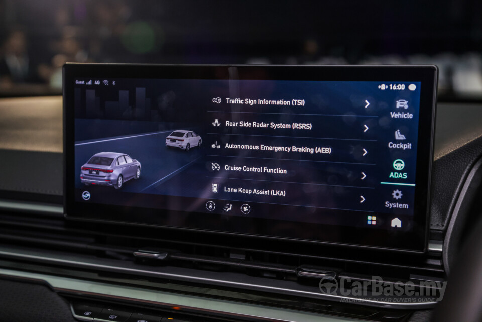 Proton S70 SS11 (2023) Interior