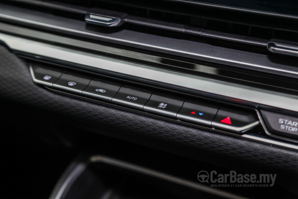 Proton S70 SS11 (2023) Interior