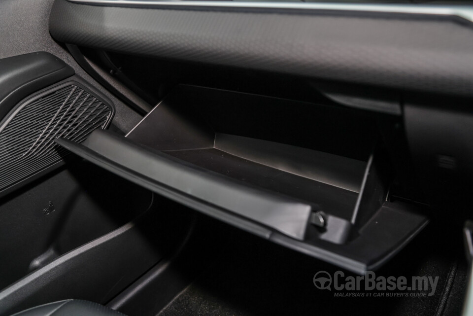 Proton S70 SS11 (2023) Interior