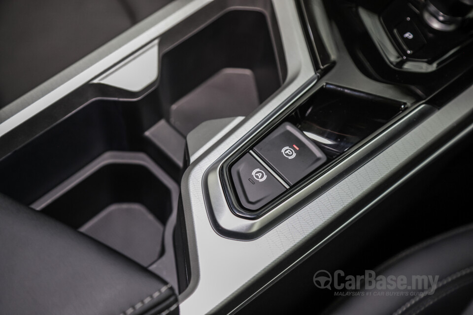 Proton S70 SS11 (2023) Interior