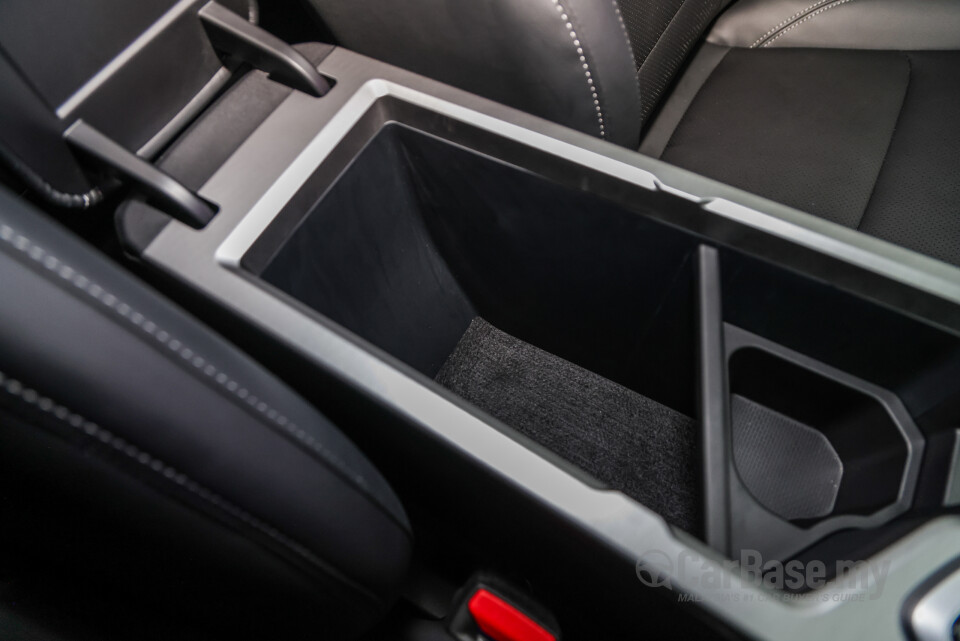 Proton S70 SS11 (2023) Interior